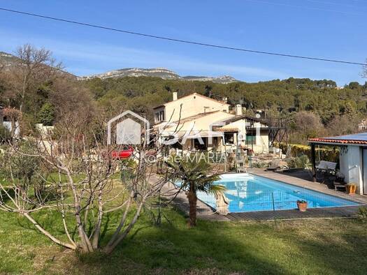 Maison à vendre 820 000 € 12 pièces 8 chambres 242 m² 4 643 m² de terrain Les Arnauds - Les Baraques Aubagne 13400