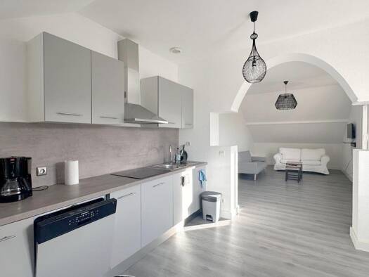 Appartement à vendre 360 000 € 4 pièces 3 chambres 103 m² Étage 2/2 Vétraz-Monthoux 74100