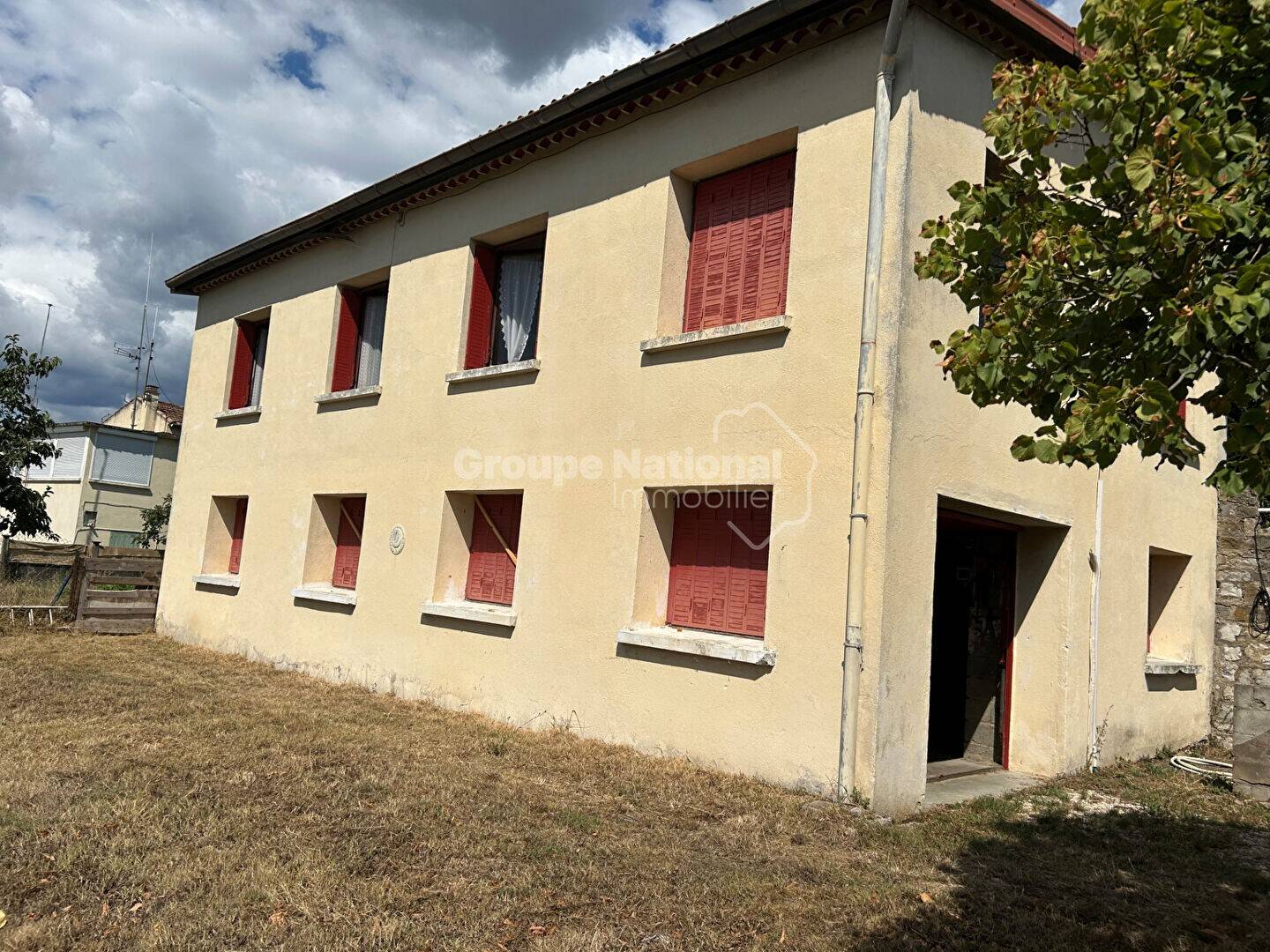 Maison à vendre, 108m², SAINT JULIEN LES ROSIERS