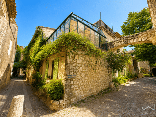 Maison à vendre 399 000 € 6 pièces 3 chambres 117 m² La Garde-Adhémar 26700