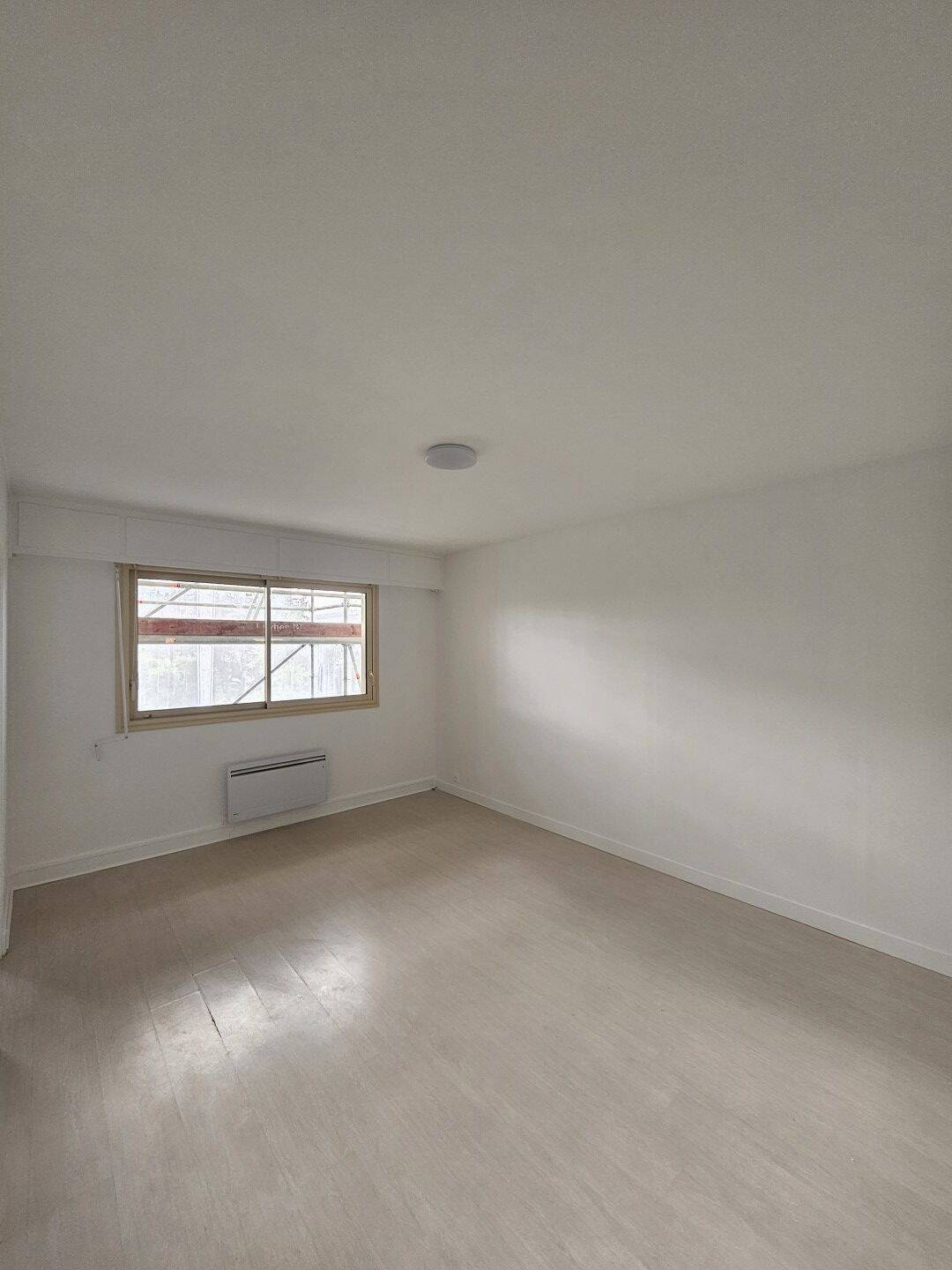 Maison à louer, 29m², SAINT MAUR DES FOSSES