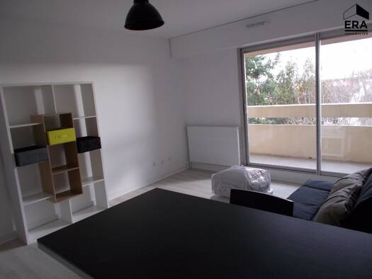 Appartement à louer 510 € 1 pièce 28 m² Étage 3/3 Savarières Saint-Sébastien-sur-Loire 44230