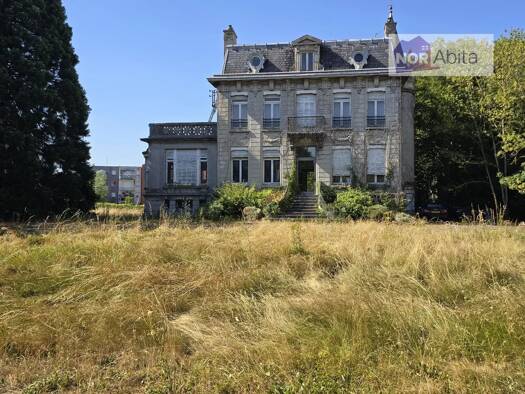 Maison à vendre 480 000 € 10 pièces 350 m² Moulin Blanc-La Bruyere Saint-Amand-les-Eaux 59230