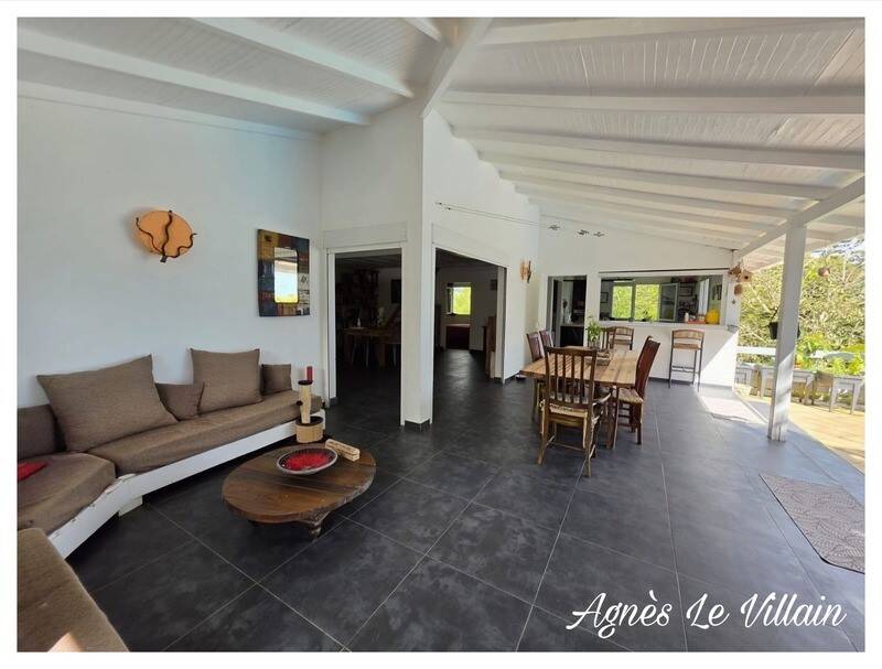 Maison à vendre, 151m², PETIT BOURG