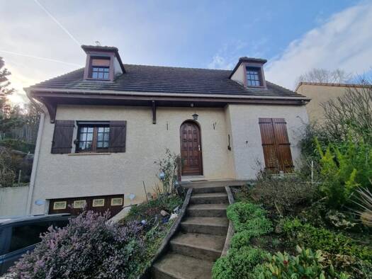 Maison de plain-pied à vendre 319 000 € 5 pièces 4 chambres 123 m² 895 m² de terrain Luzancy 77138