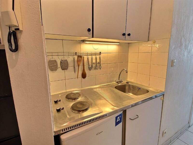 Maison à louer, 18m², MARSEILLE 5E