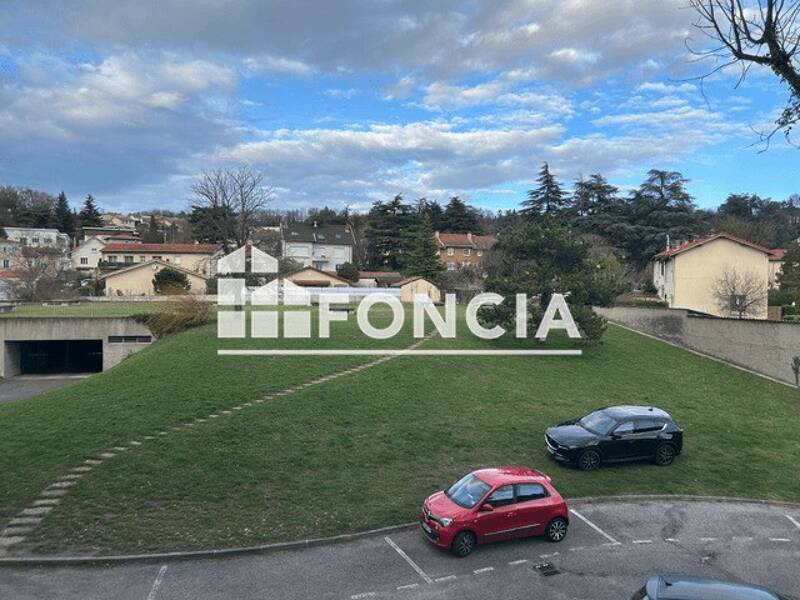 Maison à louer, 57m², ROUSSILLON