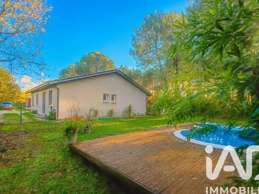 Maison à vendre 262 000 € 5 pièces 4 chambres 120 m² 1 000 m² de terrain Lesparre-Médoc 33340