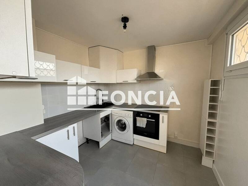 Maison à louer, 69m², SAINTE FOY LES LYON
