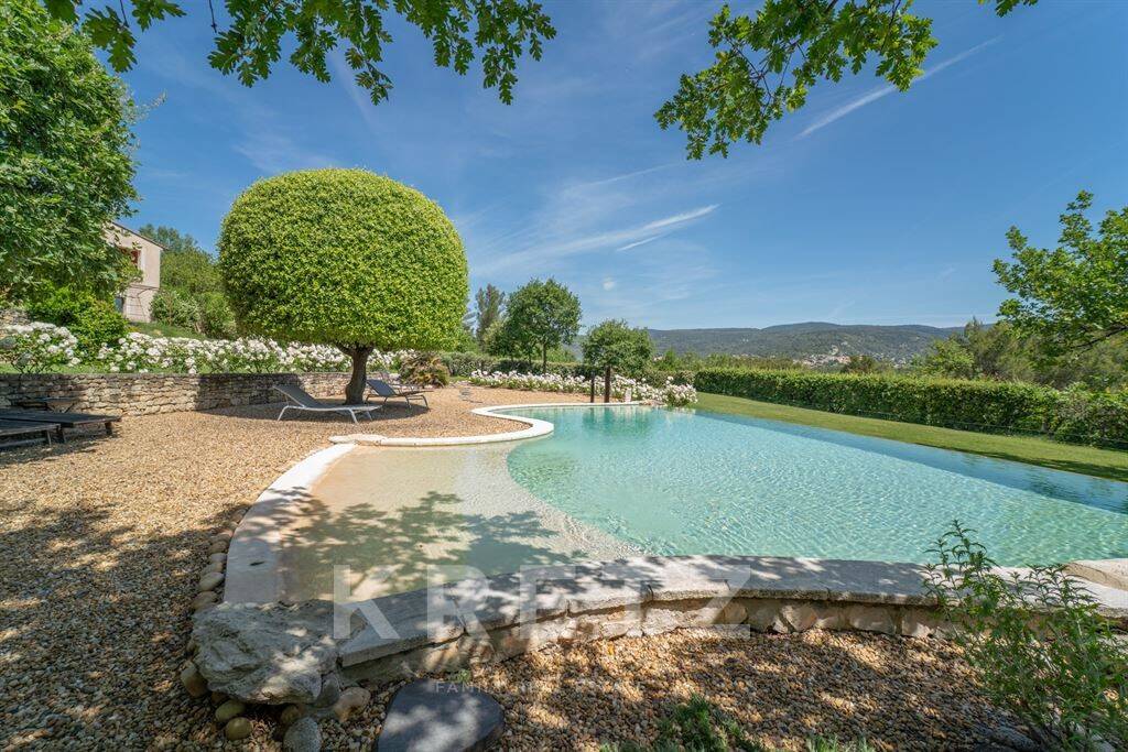 Maison à vendre, 325m², SAINT SATURNIN LES APT