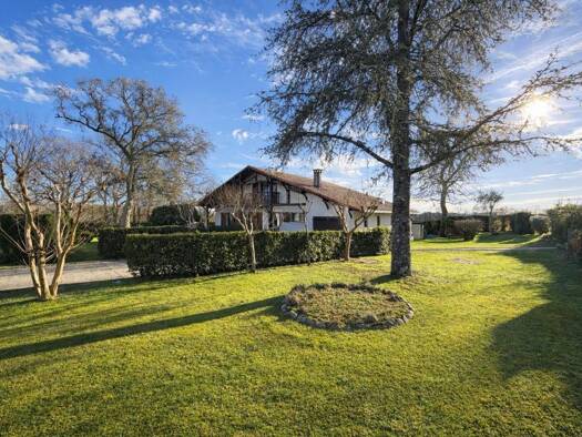 Maison à vendre 414 750 € 5 pièces 4 chambres 136 m² 1 792 m² de terrain Saint-Geours-de-Maremne 40230
