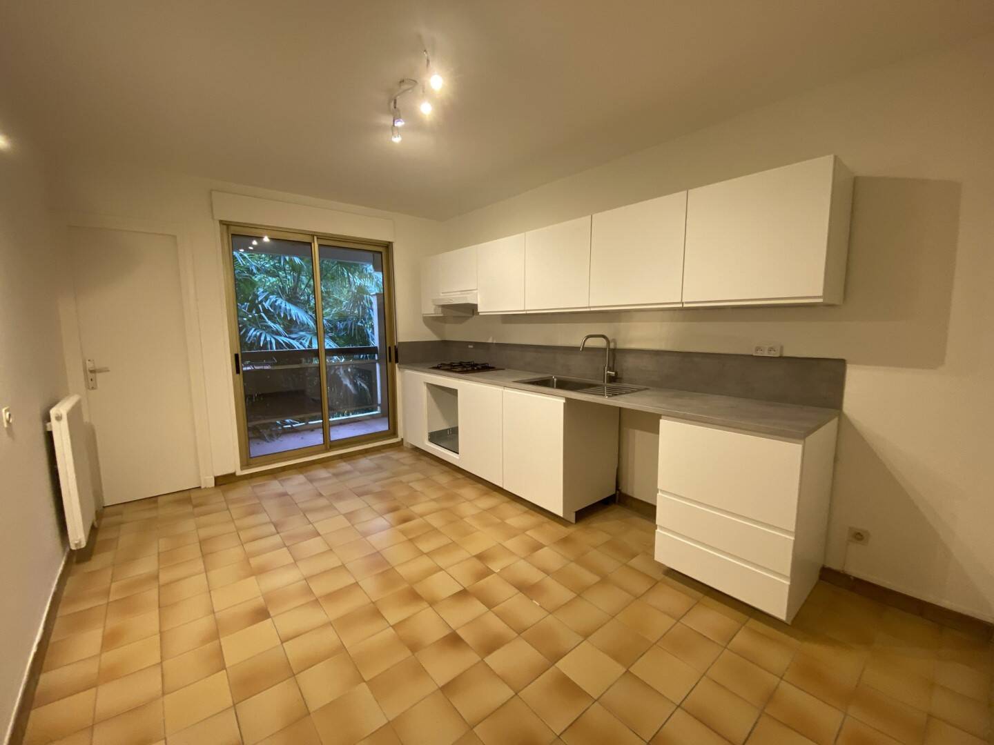 Maison à louer, 140m², SAINTE FOY LES LYON