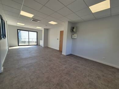 Espace bureau à louer 750 € 33 m² de bureaux Flassian-route de Chalabre Limoux 11300