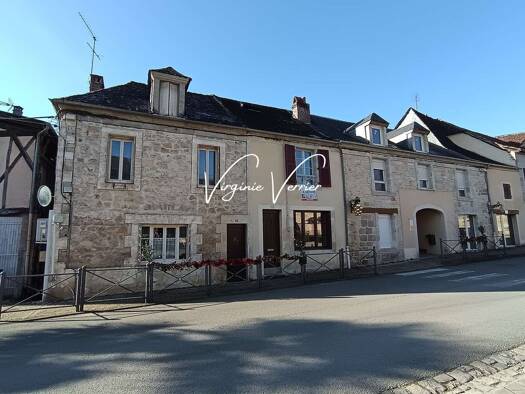 Maison à vendre 107 000 € 3 pièces 2 chambres 61 m² 140 m² de terrain Brignac-la-Plaine 19310