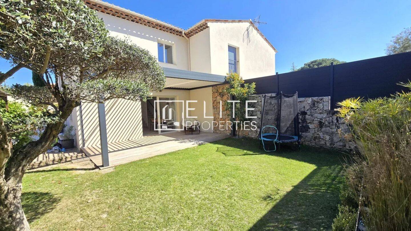 Maison à vendre, 95m², LA ROQUETTE SUR SIAGNE