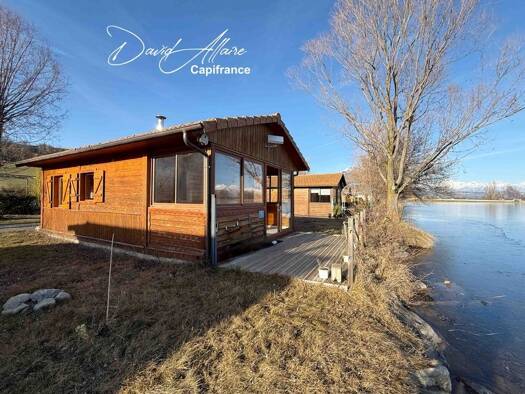 Maison à vendre 82 000 € 3 pièces 2 chambres 37 m² 200 m² de terrain La Freissinouse 05000