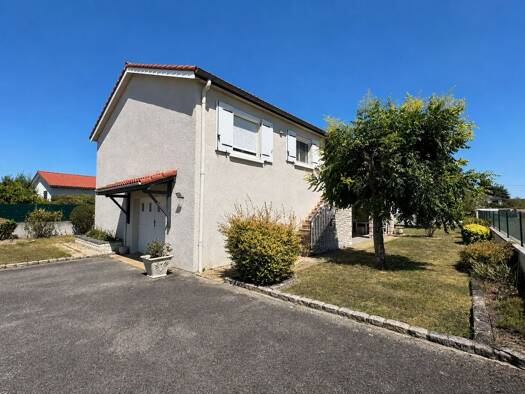 Maison à vendre 367 900 € 5 pièces 4 chambres 130 m² 1 050 m² de terrain Bourg Sud Veauche 42340