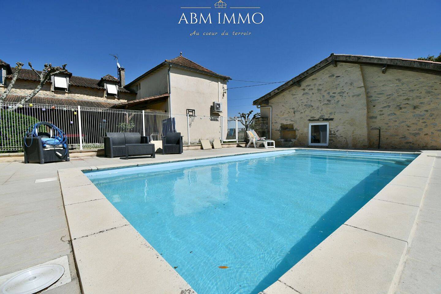 Maison à vendre, 400m², SAINT MEARD DE GURCON