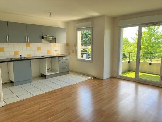 Appartement à vendre 143 640 € 2 pièces 1 chambre 47 m² Étage 1/2 Condat Libourne 33500