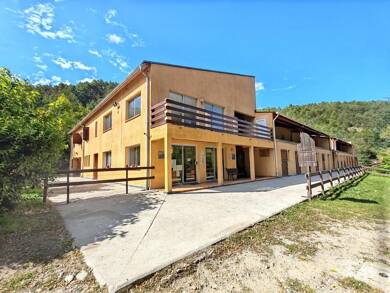 Maison à vendre 689 000 € 10 pièces 5 chambres 269 m² 22 300 m² de terrain Vernet-les-Bains 66820