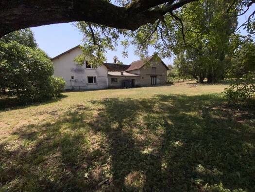 Maison à vendre 250 000 € 7 pièces 6 chambres 140 m² 94 316 m² de terrain Monein 64360