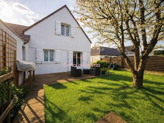 Maison à vendre 219 900 € 4 pièces 3 chambres 80 m² 294 m² de terrain Les Sablonnières Saran 45770