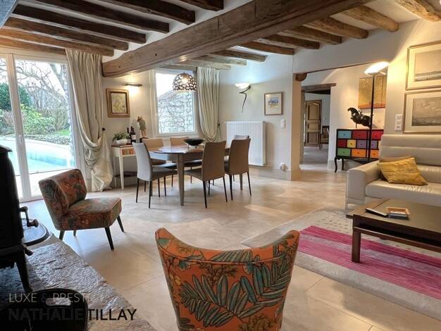 Maison à vendre 845 000 € 8 pièces 5 chambres 250 m² 4 096 m² de terrain Carmes Sud Orléans 45000