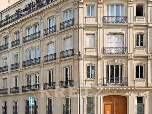 Appartement à vendre 1 749 000 € 6 pièces 4 chambres 121 m² Étage 1/4 Charles Laffitte Neuilly-sur-Seine 92200