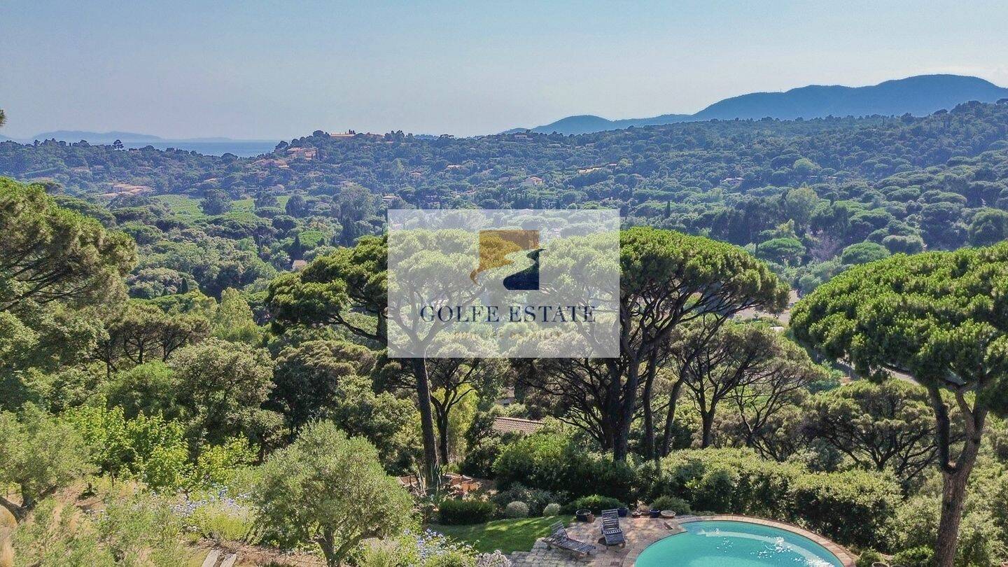 Maison à vendre, 365m², LA CROIX VALMER