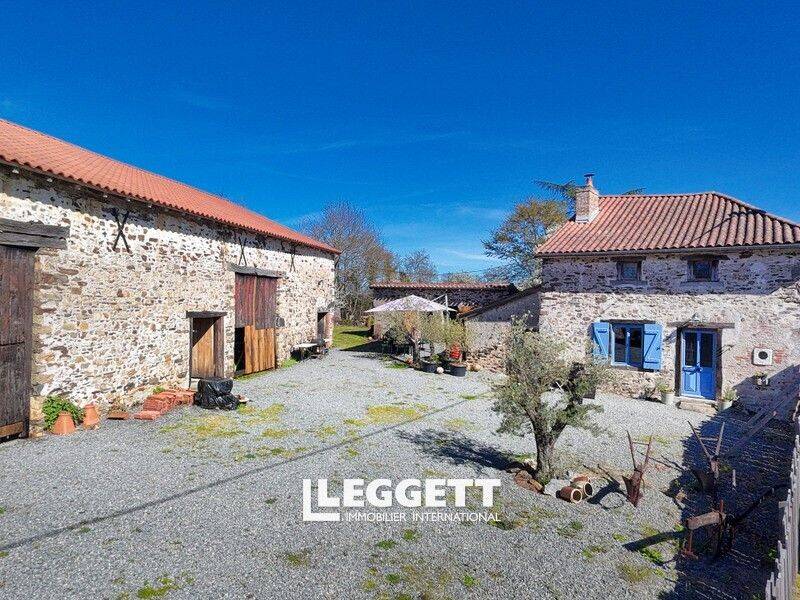 Maison à vendre, 125m², BUSSIERE POITEVINE