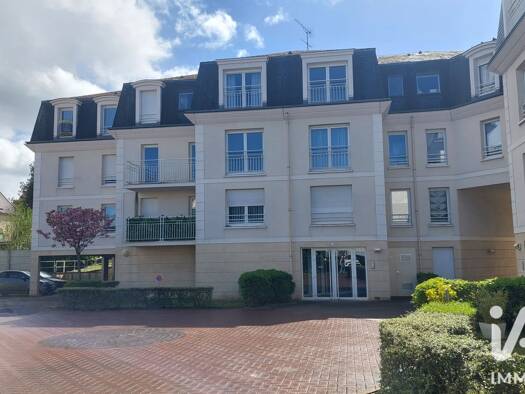 Appartement à vendre 270 000 € 3 pièces 2 chambres 87,53 m² 3 étages Sud Arpajon 91290