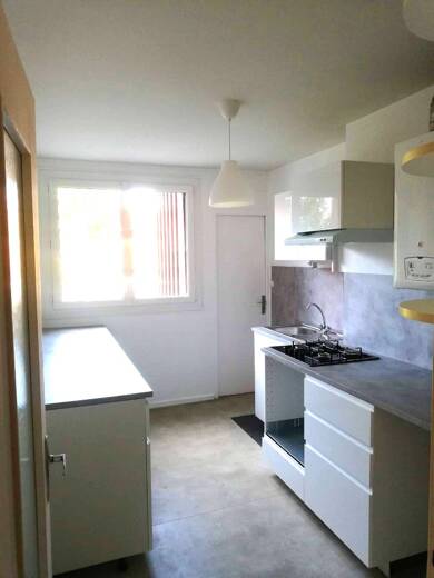 Appartement à louer 630 € 2 pièces 1 chambre 54 m² Étage 1/5 André Theuriet Clermont Ferrand 63000