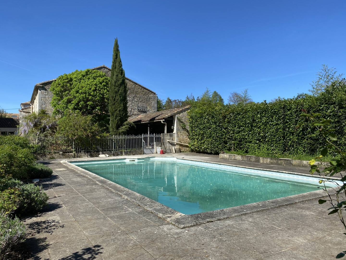 Maison à vendre, 324m², MAGNAC SUR TOUVRE