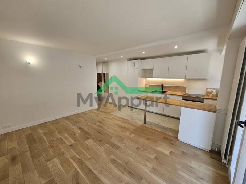 Maison à louer, 45m², PARIS 15E