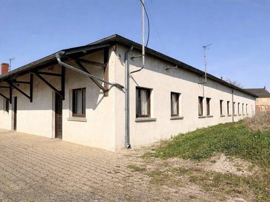 Immeuble à vendre 77 420 € 394 m² Liniez 36150