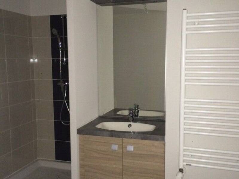 Maison à louer, 57m², LYON 8E