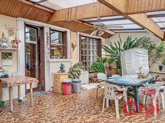 Maison à vendre 243 800 € 3 pièces 2 chambres 133 m² 350 m² de terrain Centre Ville Bas Bellerive-sur-Allier 03700