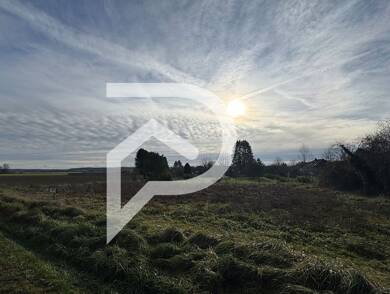 Terrain constructible à vendre 30 000 € 1 102 m² de terrain Foucheres 10260
