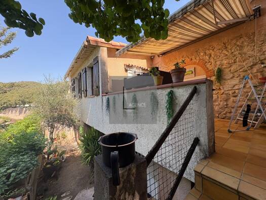 Maison à vendre 380 000 € 5 pièces 3 chambres 138 m² Auriol 13390