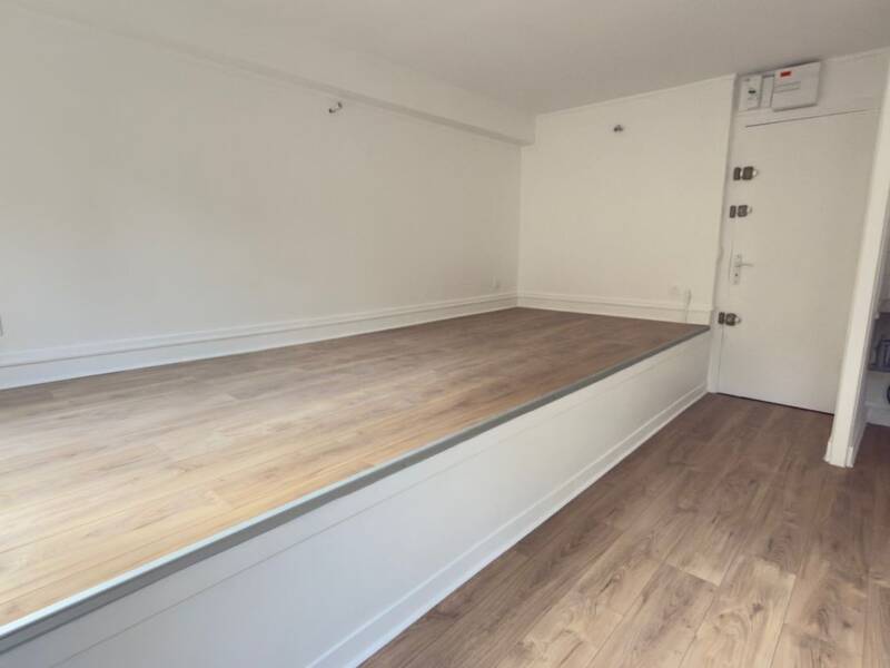 Maison à louer, 17m², PARIS 16E