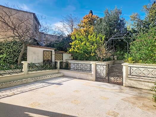 Maison à vendre 330 000 € 4 pièces 2 chambres 79 m² 275 m² de terrain Château Gombert Marseille 13ème arrondissement 13013