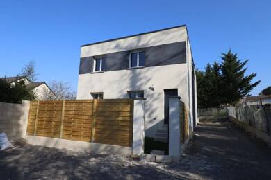 Maison de ville à louer 1 350 € 4 pièces 3 chambres 78,7 m² Centre Arpajon 91290