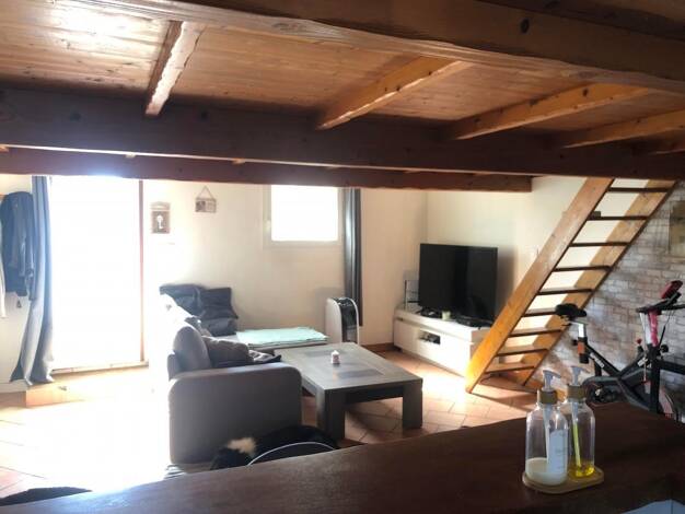 Appartement à louer 500 € 1 pièce 1 chambre 36,3 m² RDC/1 Casse Aux Pretres Rochefort 17300