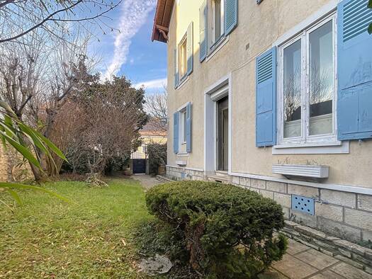 Maison à vendre 415 000 € 7 pièces 5 chambres 190 m² 292 m² de terrain Melun 77000