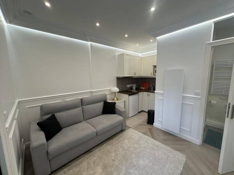 Maison à louer, 16m², PARIS 14E