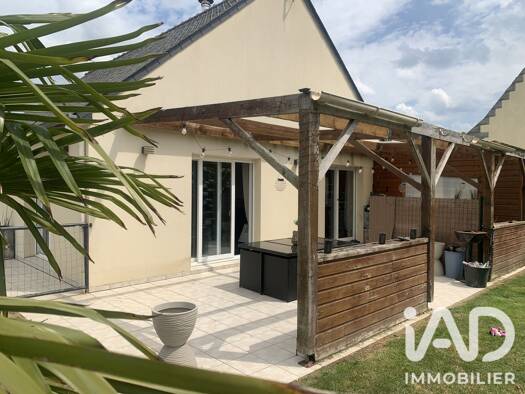 Maison de plain-pied à vendre 259 000 € 5 pièces 3 chambres 92 m² 499 m² de terrain Vildé-Guingalan 22980