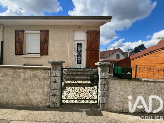 Maison à vendre 169 000 € 6 pièces 4 chambres 115 m² 311 m² de terrain Peripherie La Ricamarie 42150