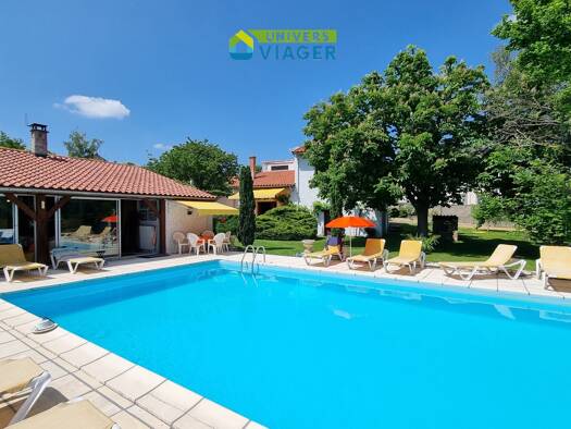 Maison en viager occupé Bouquet 325 000 € 7 pièces 3 chambres 224 m² Est Village Châtel-Guyon 63140