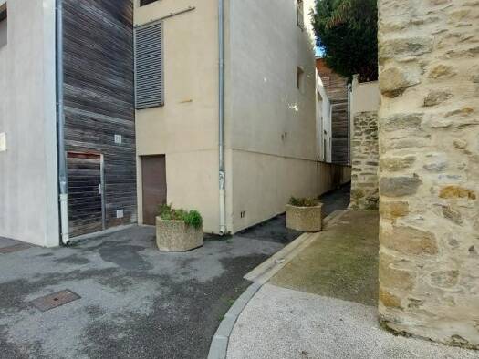 Appartement à louer 540 € 4 pièces 3 chambres 80 m² 2ème étage Mondragon 84430