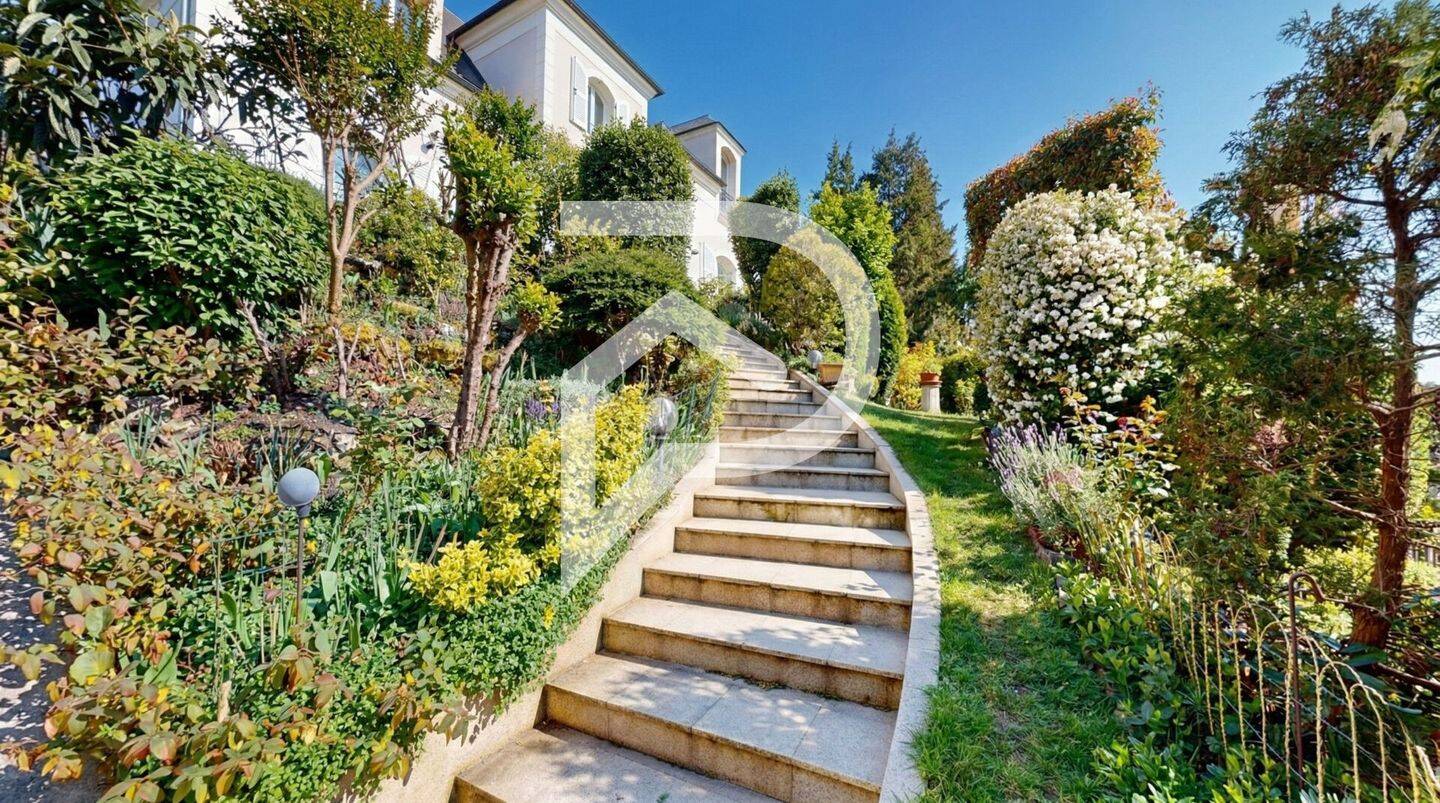 Maison à vendre, 231m², L'ETANG LA VILLE